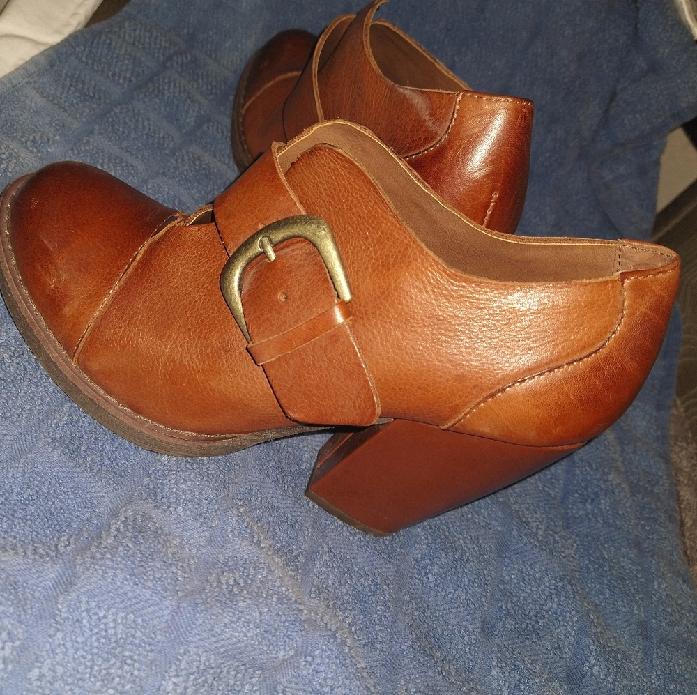 Genuine leather, 3 inch heeled shoes/booties
